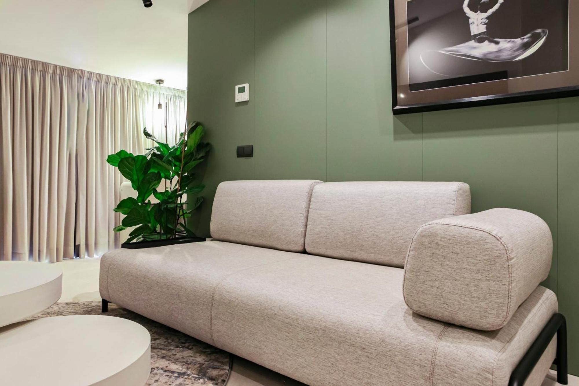 Atarazanas Suite, Atico Con Terraza Malaga Exterior photo