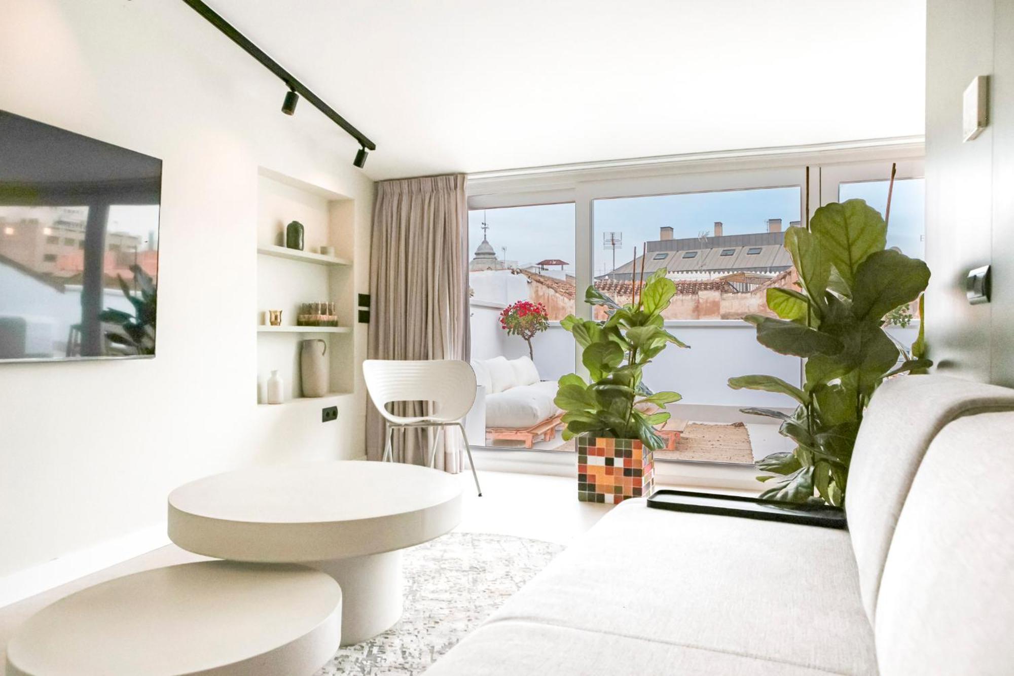 Atarazanas Suite, Atico Con Terraza Malaga Exterior photo